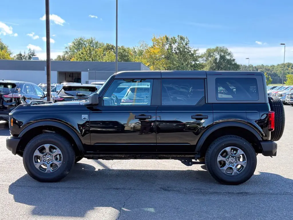 2025 Ford Bronco - $39,500