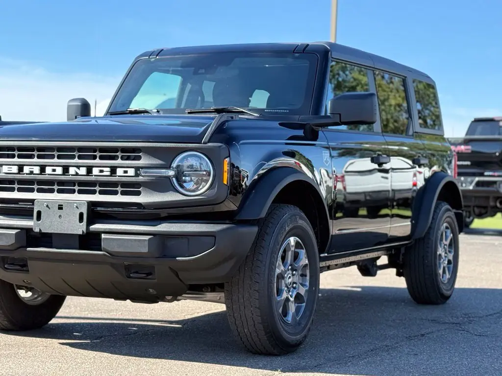 2025 Ford Bronco - $39,500