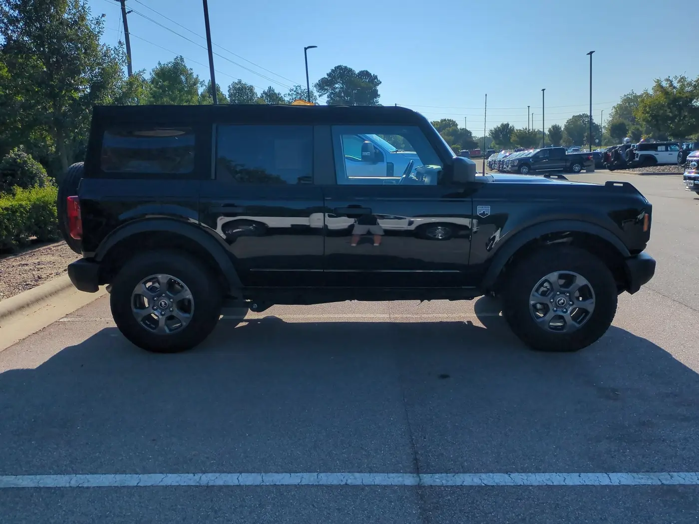 2025 Ford Bronco - $40,776