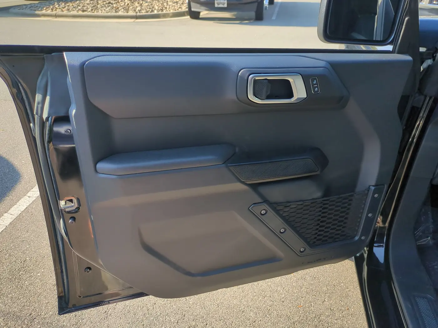 2025 Ford Bronco - $40,776