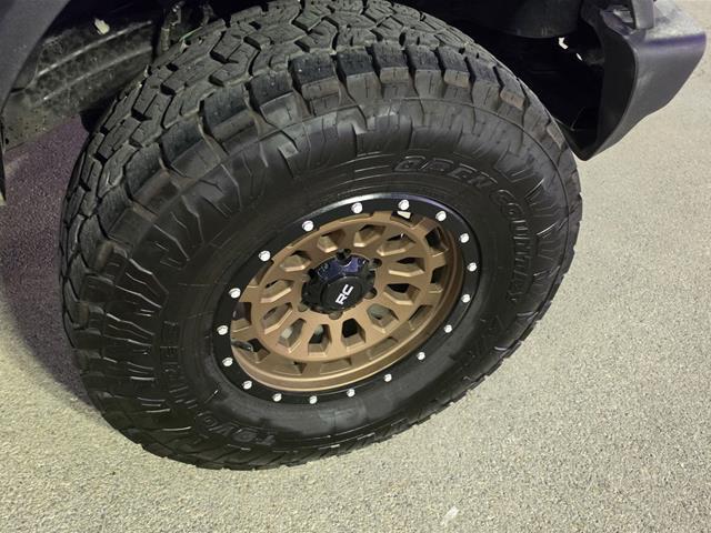 2025 Ford Bronco - $42,995