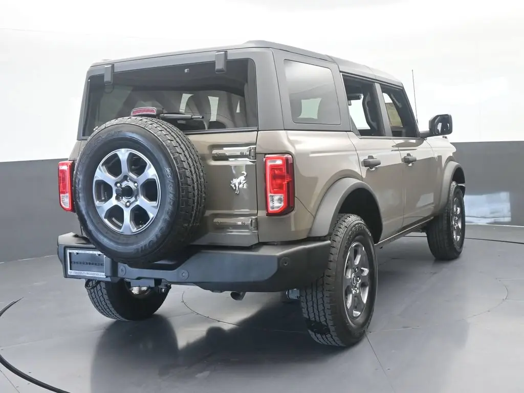 2026 Ford Bronco - $43,487