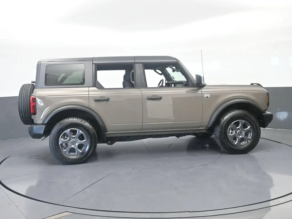 2026 Ford Bronco - $43,487