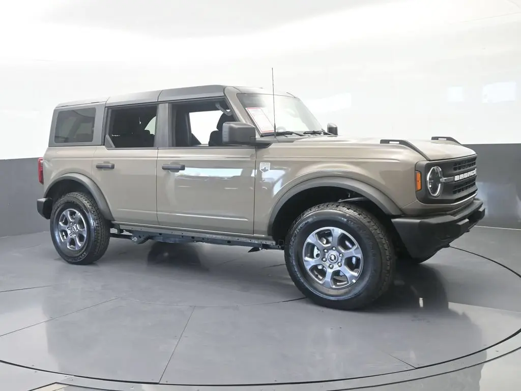 2026 Ford Bronco - $43,487