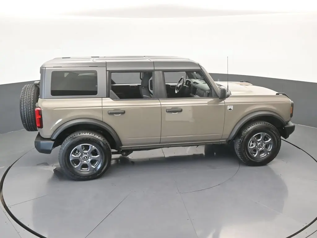 2026 Ford Bronco - $43,487