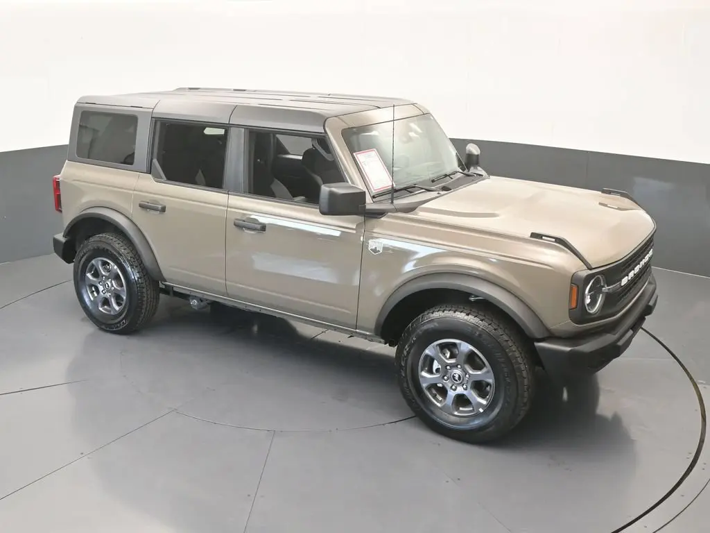 2026 Ford Bronco - $43,487