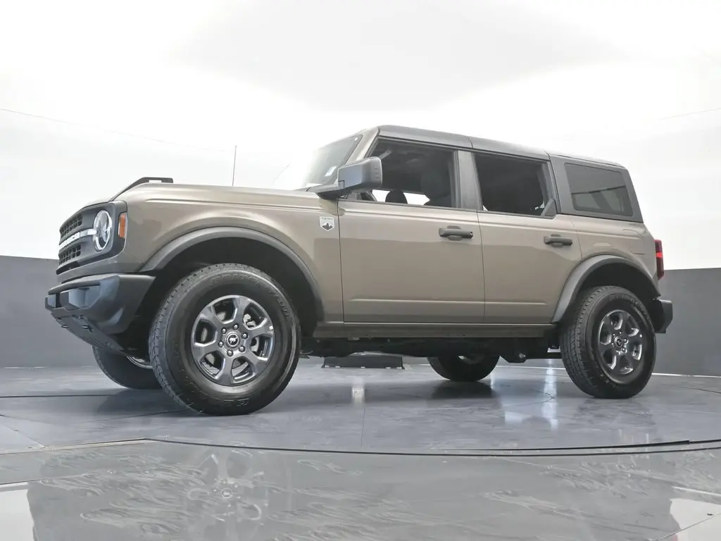 2026 Ford Bronco - $43,487