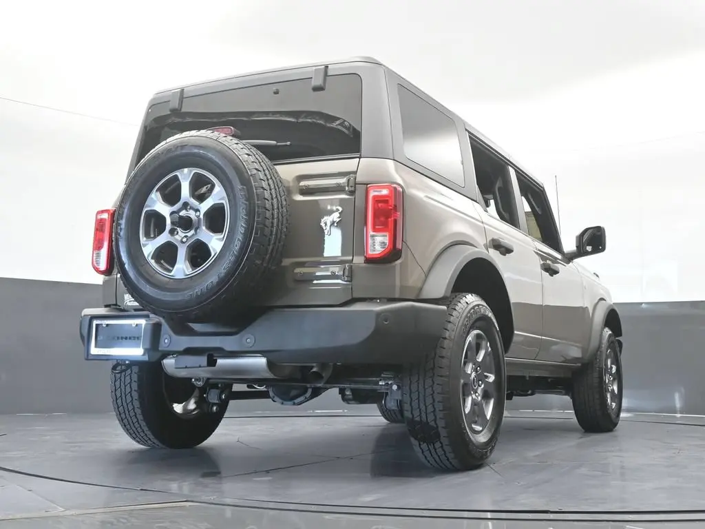 2026 Ford Bronco - $43,487