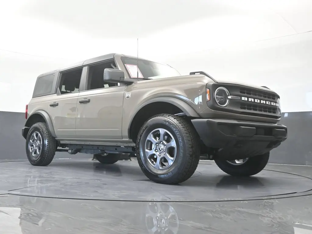 2026 Ford Bronco - $43,487