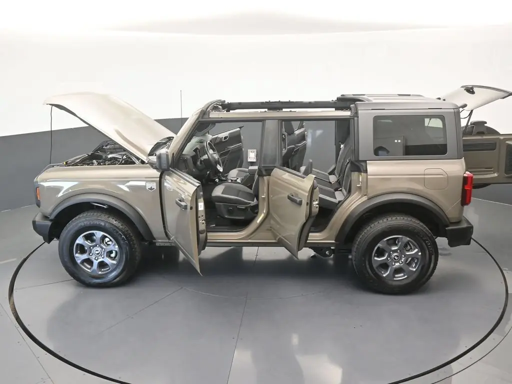 2026 Ford Bronco - $43,487