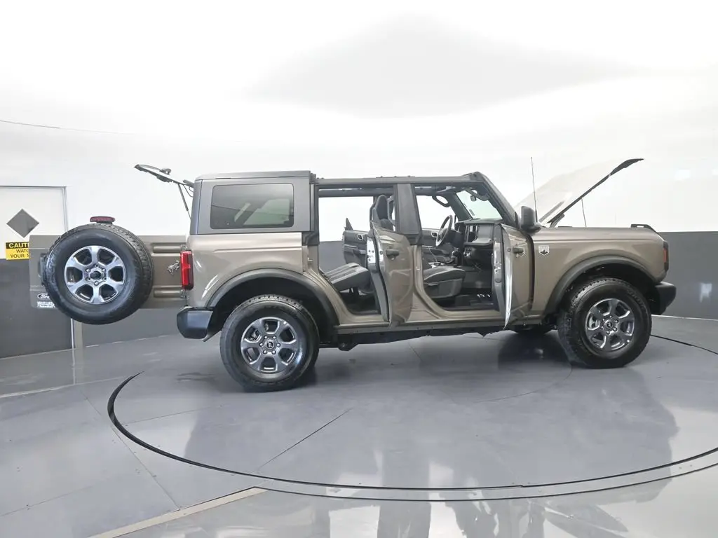2026 Ford Bronco - $43,487