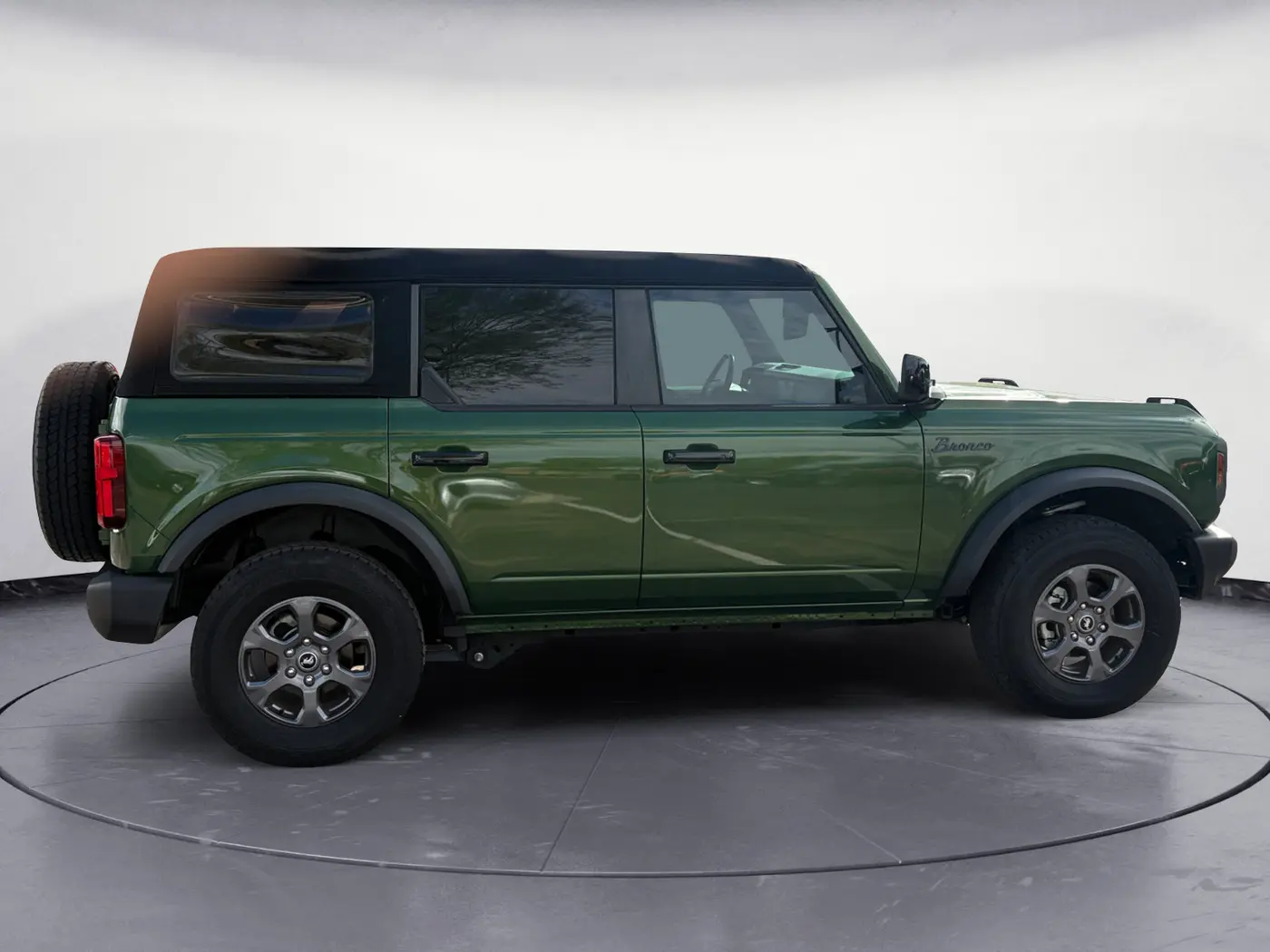 2024 Ford Bronco - $39,935