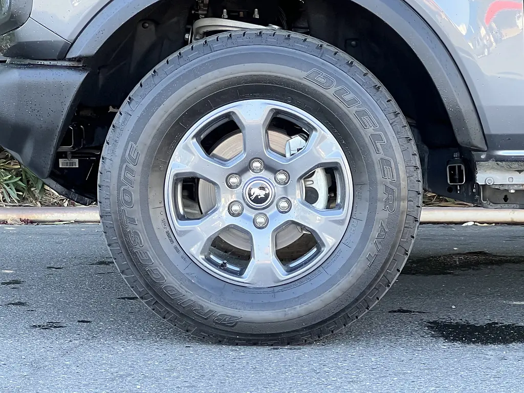 2025 Ford Bronco - $40,988