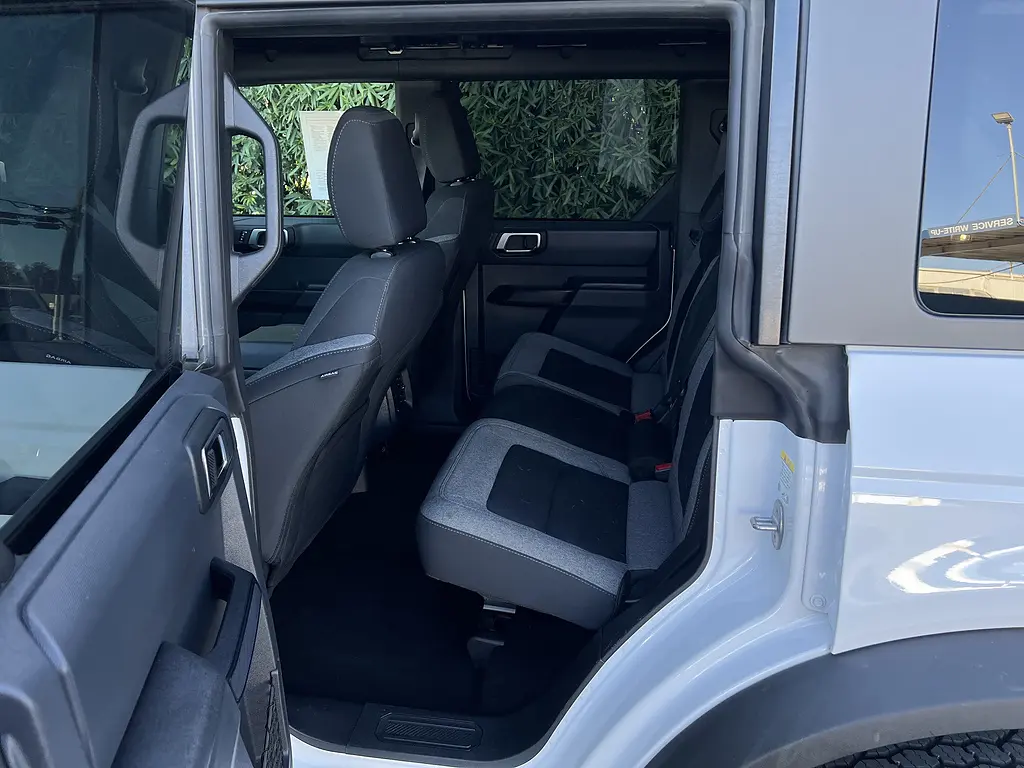 2025 Ford Bronco - $39,988