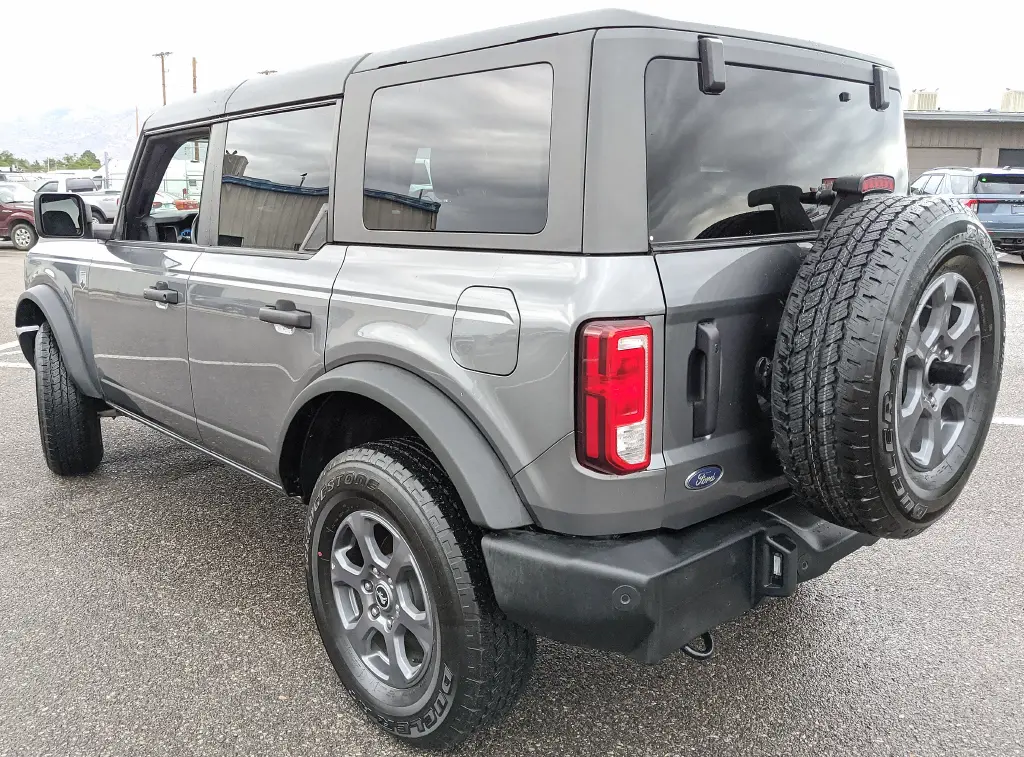 2025 Ford Bronco - $42,432