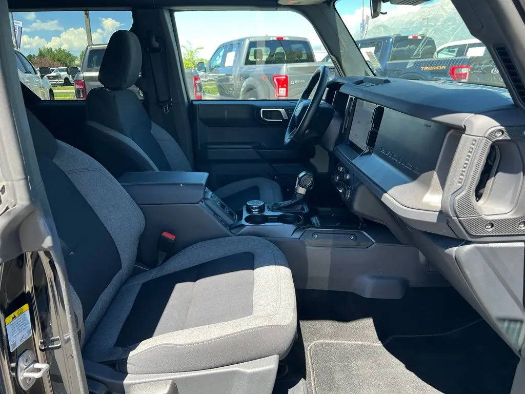 2025 Ford Bronco - $40,750