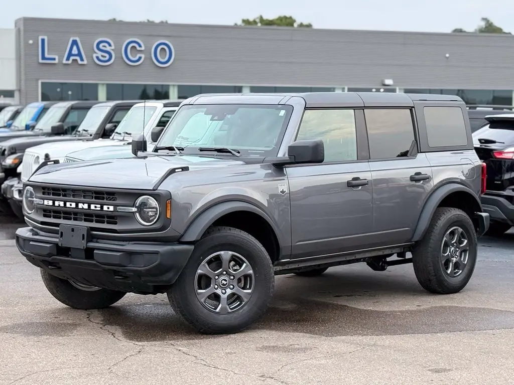 2025 Ford Bronco - $38,500