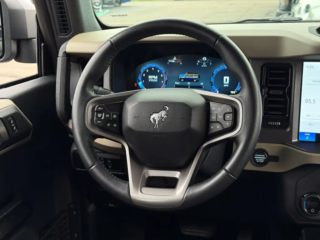 2025 Ford Bronco - $38,500