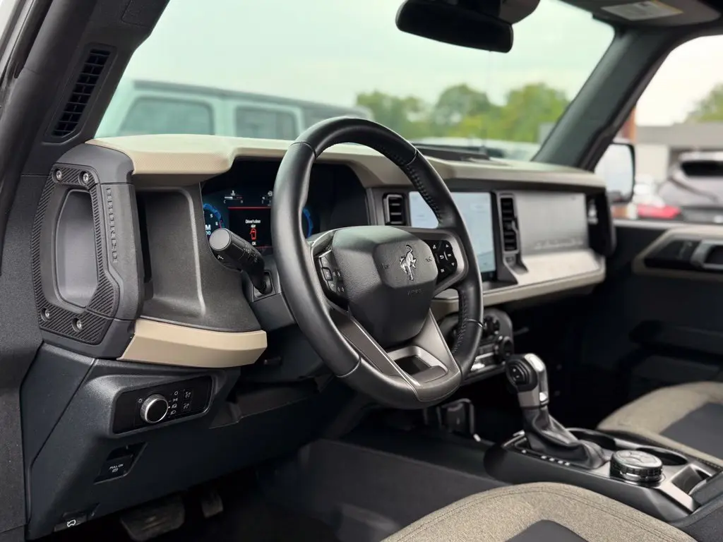 2025 Ford Bronco - $38,500