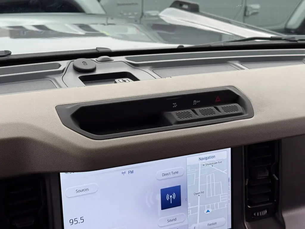 2025 Ford Bronco - $38,500