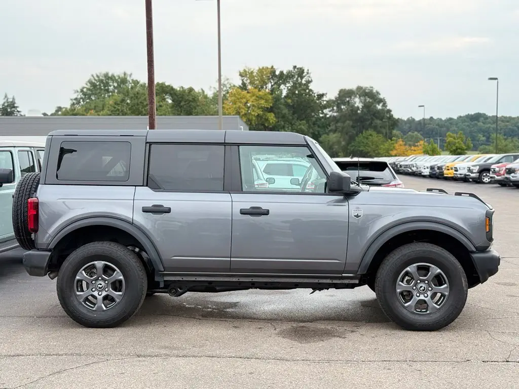 2025 Ford Bronco - $38,500