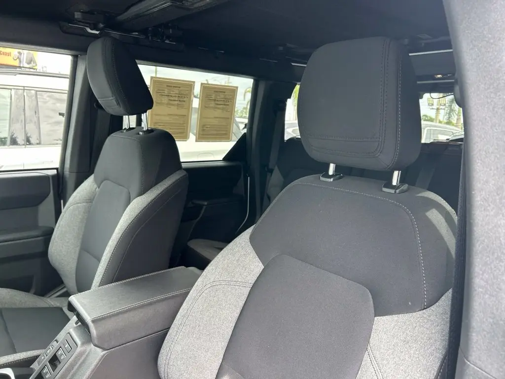 2025 Ford Bronco - $39,997