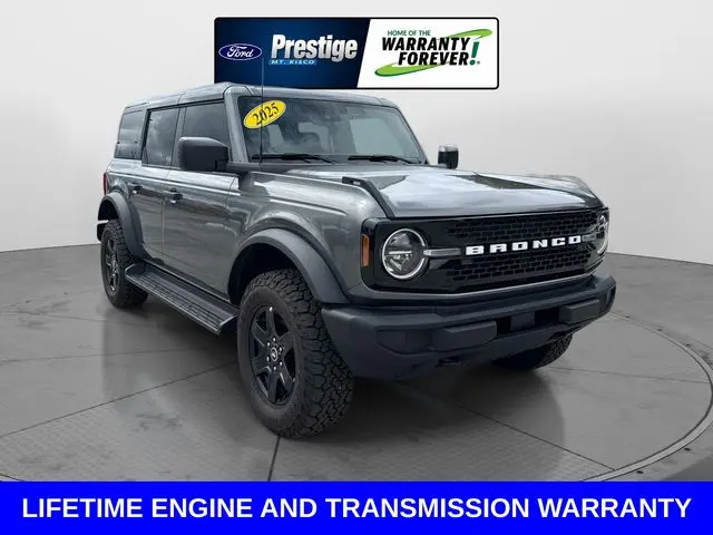 2025 Ford Bronco - $42,800