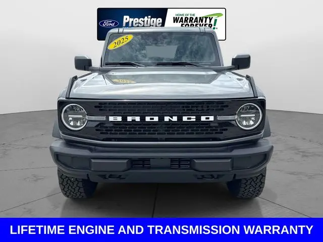 2025 Ford Bronco - $42,800