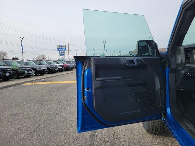 2025 Ford Bronco - $42,991