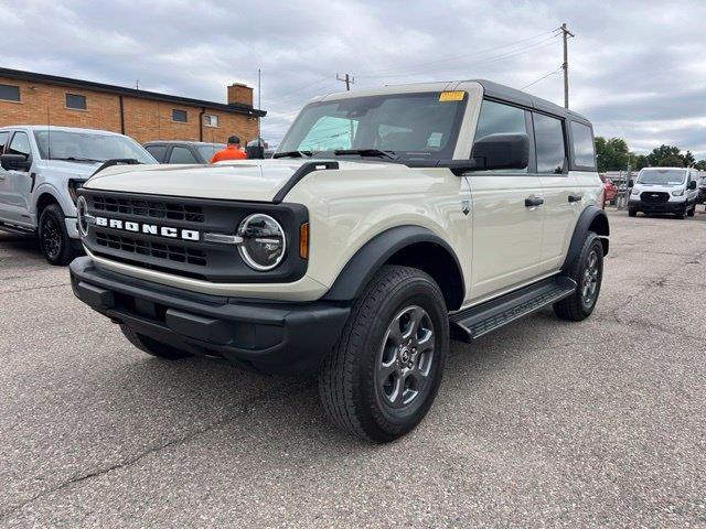 2025 Ford Bronco - $39,075