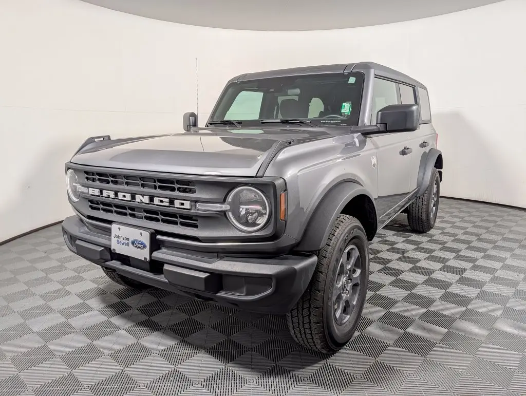 2025 Ford Bronco - $38,275