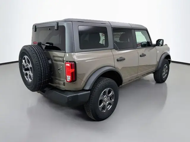 2026 Ford Bronco - $45,402