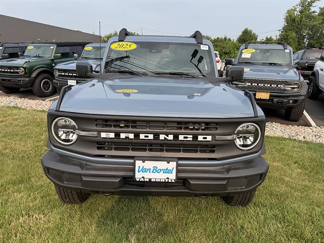 2025 Ford Bronco - $48,880