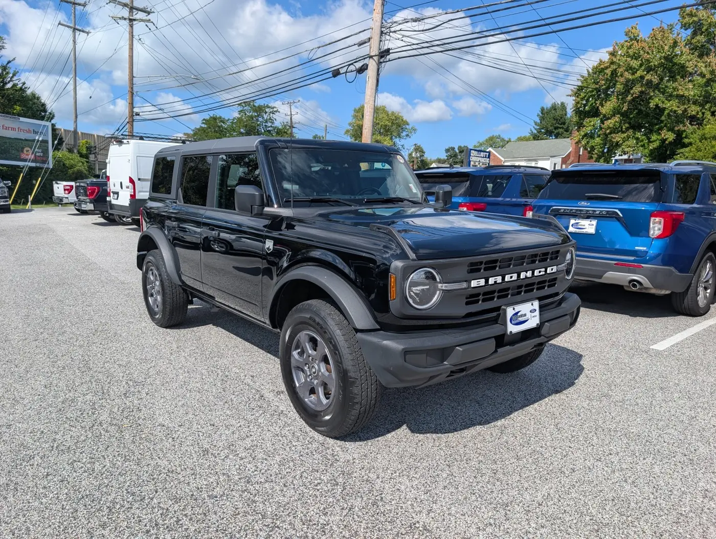 2025 Ford Bronco - $39,000