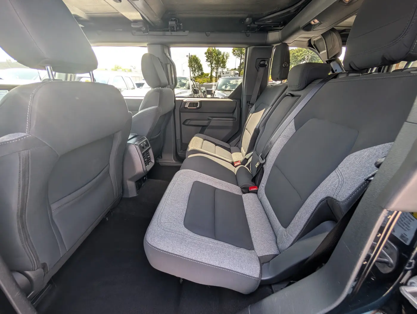 2025 Ford Bronco - $39,000