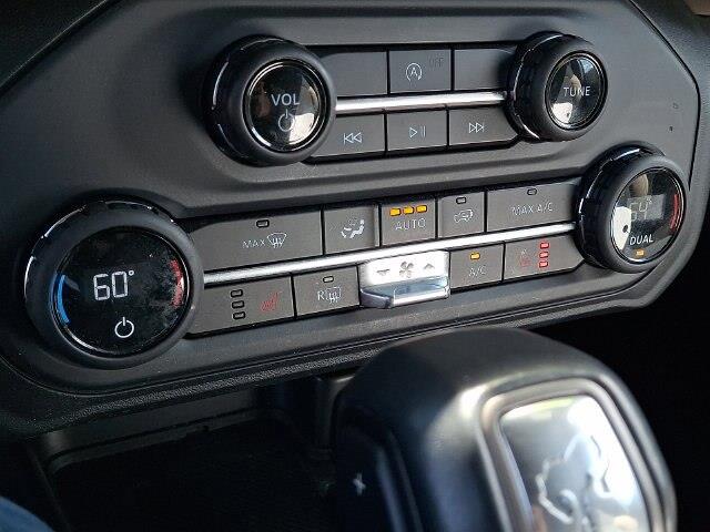 2025 Ford Bronco - $38,300