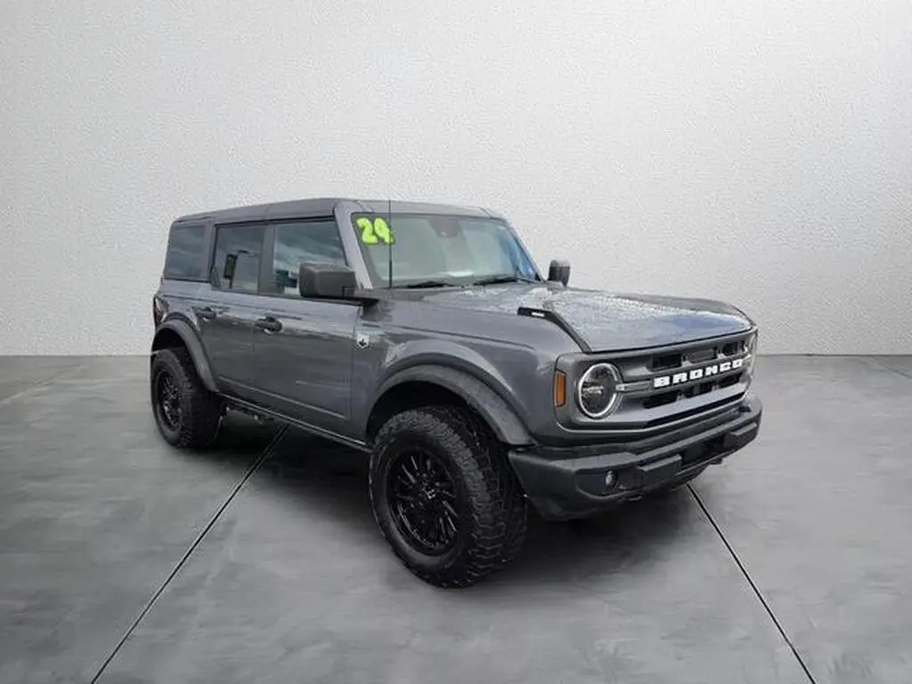 2024 Ford Bronco - $35,975