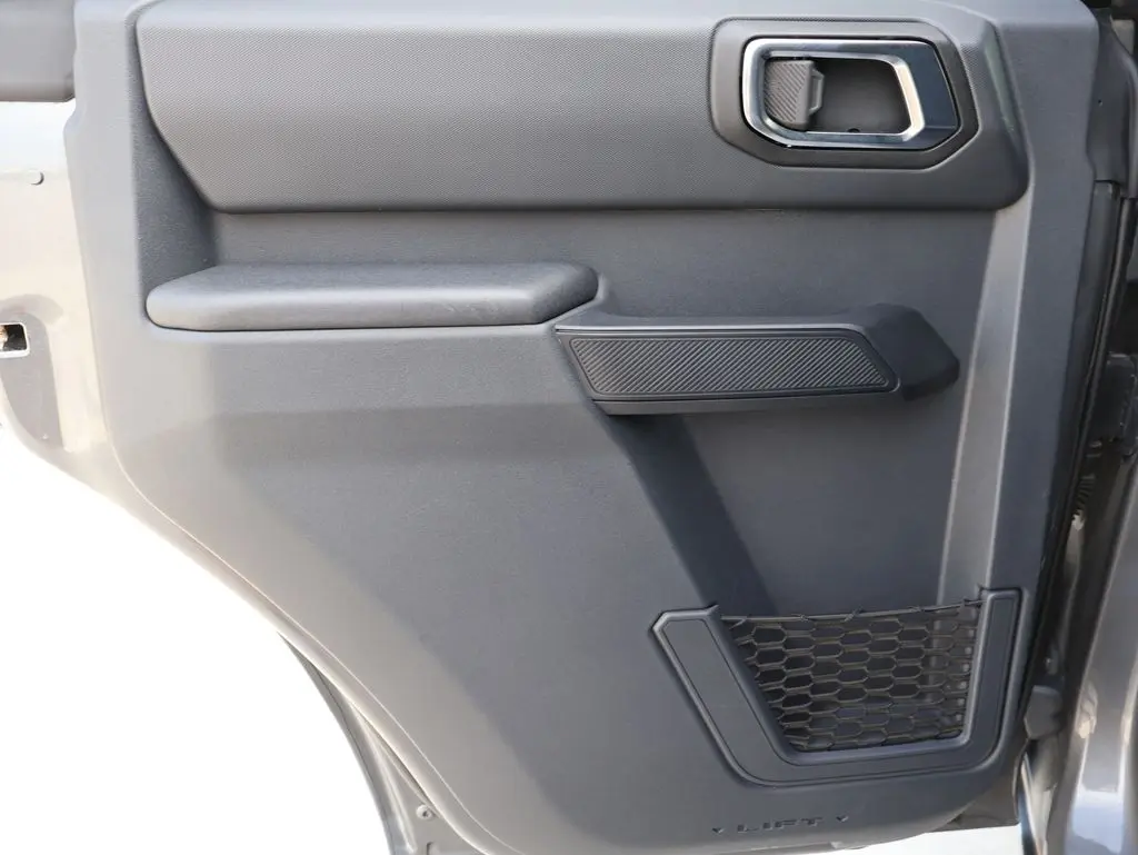 2025 Ford Bronco - $37,181