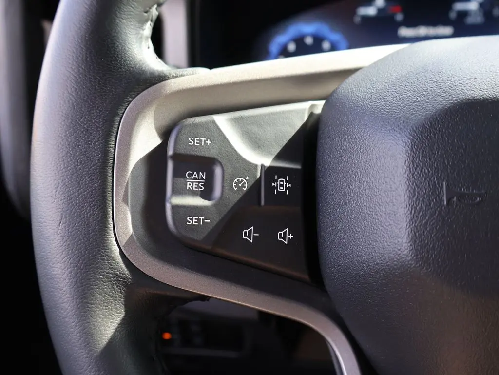 2025 Ford Bronco - $37,181