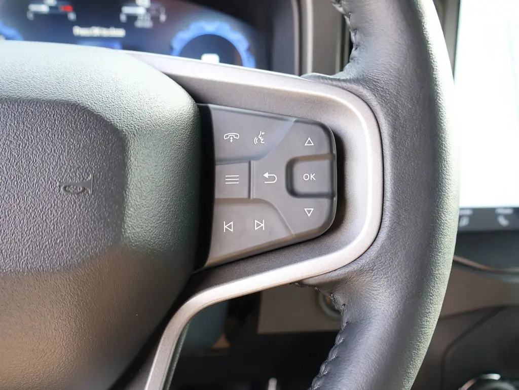 2025 Ford Bronco - $37,181