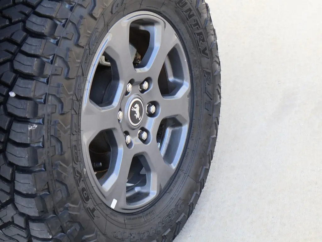 2025 Ford Bronco - $37,181