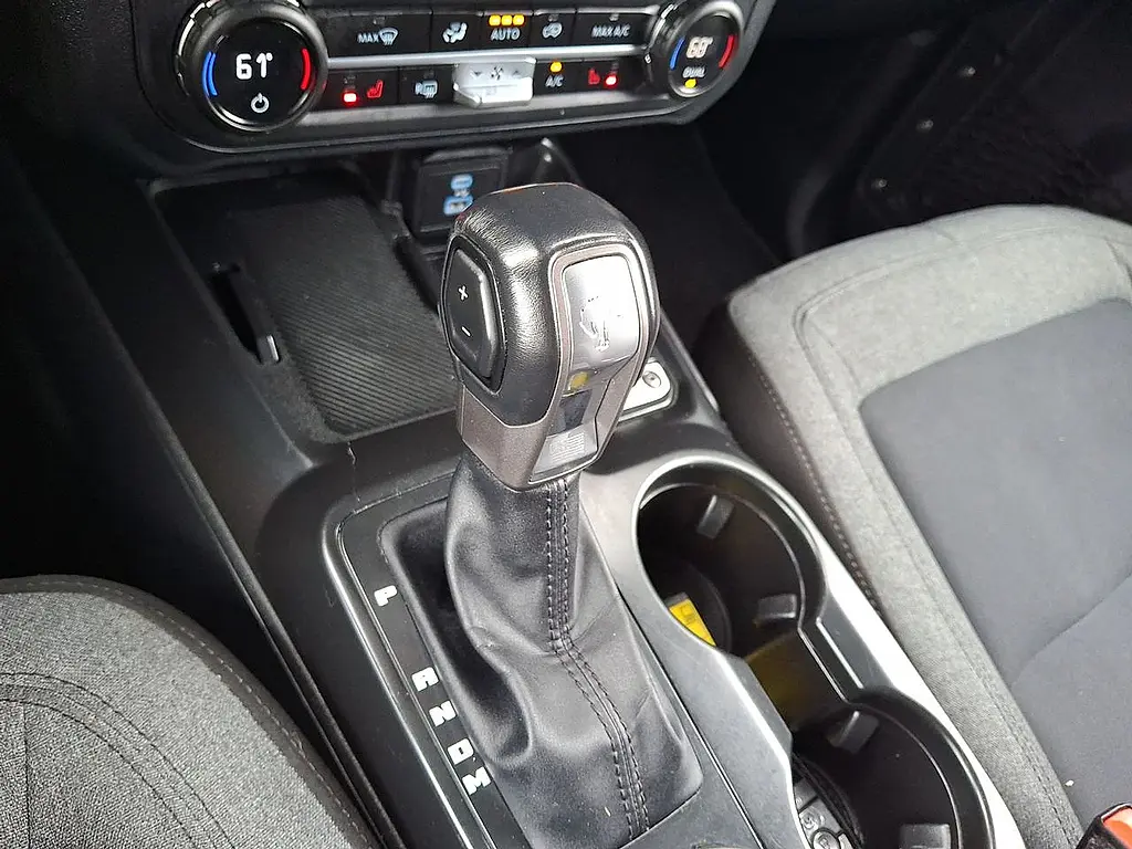 2025 Ford Bronco - $41,995
