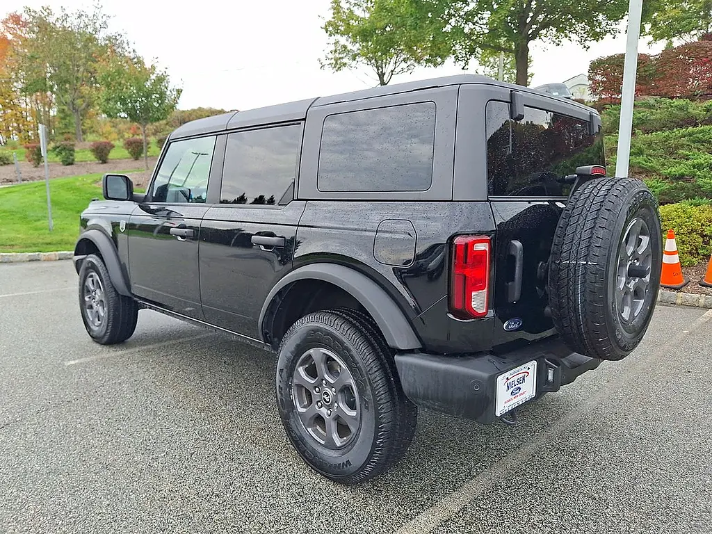 2025 Ford Bronco - $41,995