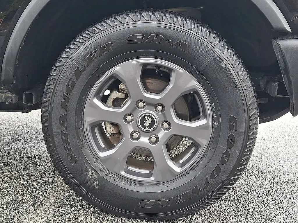 2025 Ford Bronco - $41,995