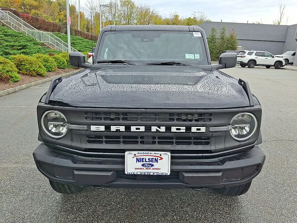 2025 Ford Bronco - $41,995