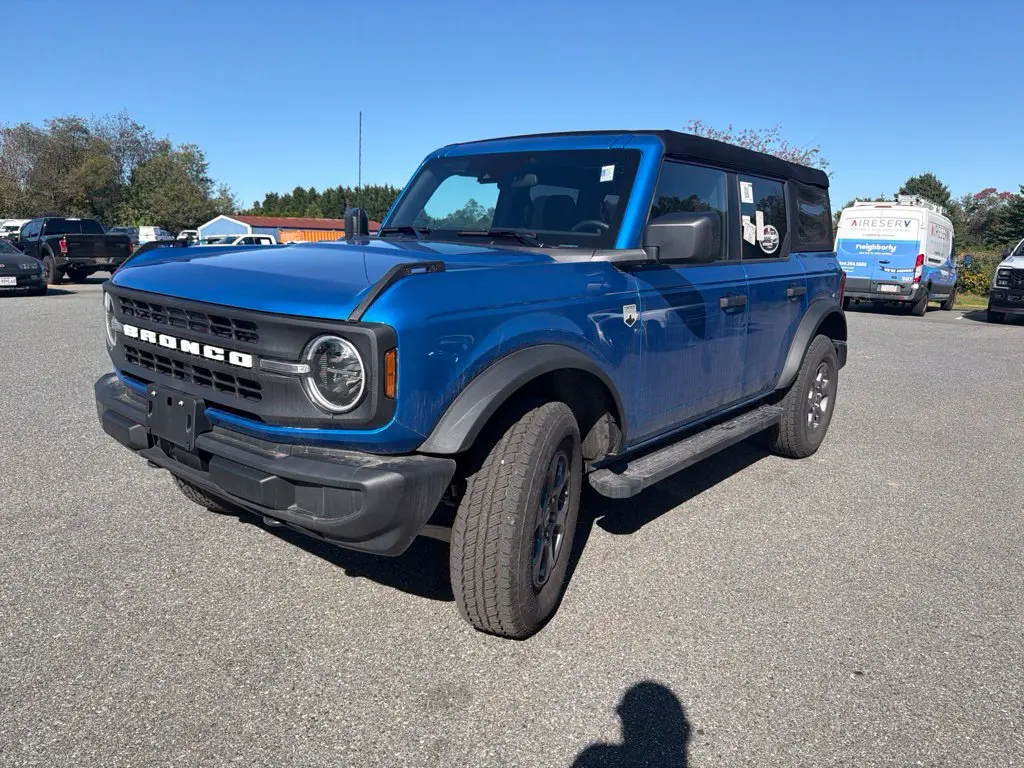 2025 Ford Bronco - $39,200