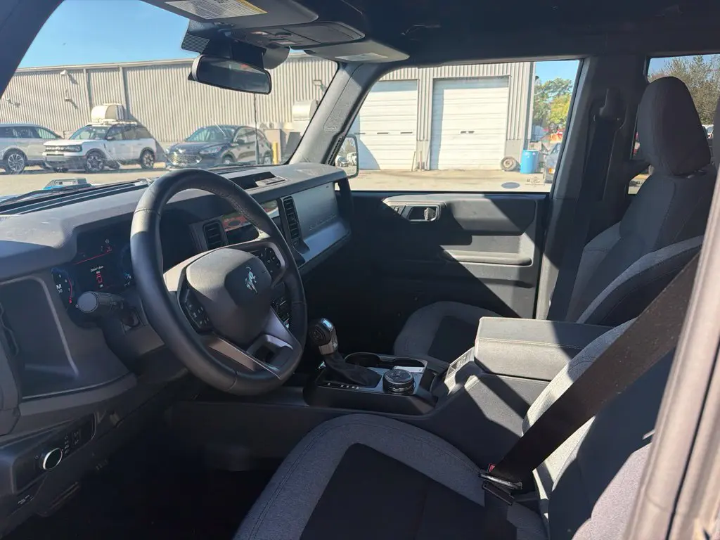 2025 Ford Bronco - $39,200