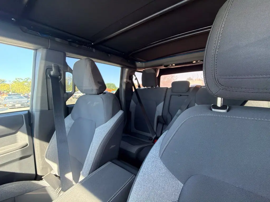 2025 Ford Bronco - $39,200