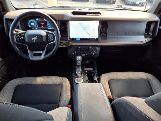 2025 Ford Bronco - $38,300