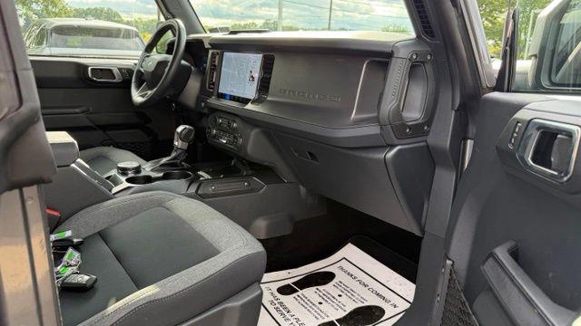 2025 Ford Bronco - $42,980